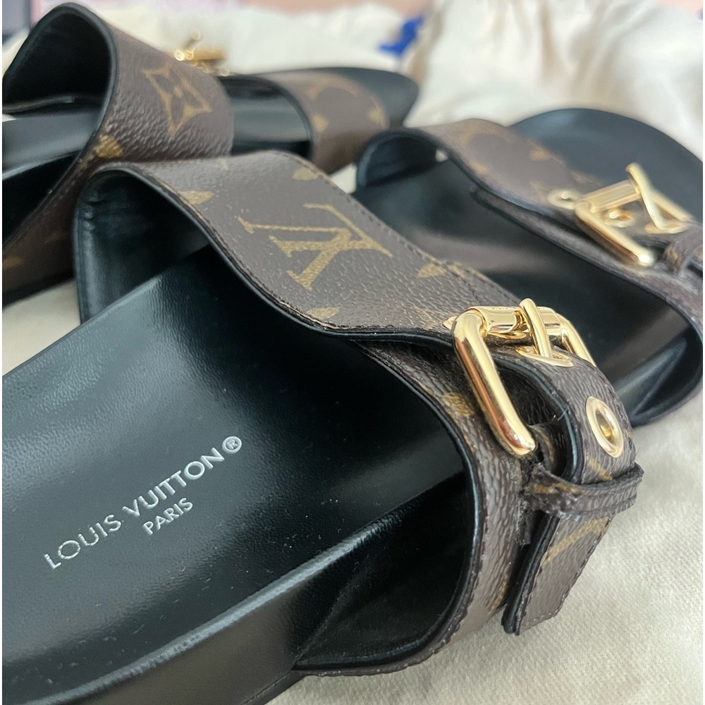LOUIS VUITTON BOM DIA SANDALS